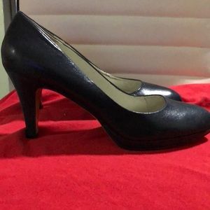Navy Blue Nine West pumps
